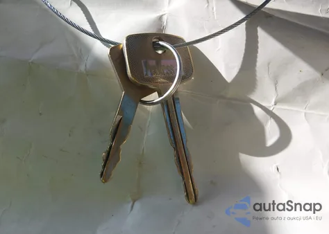 2000 Toyota Tundra z USA, uszkodzony, nr VIN 5TBJN3210YS071696